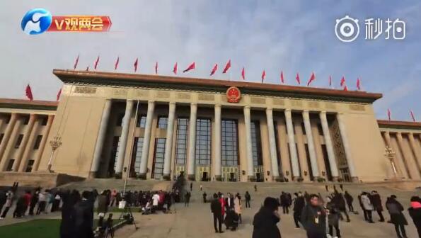 楊建國(guó)：“全媒體”兩會(huì)報(bào)道發(fā)揮出了集聚效應(yīng)