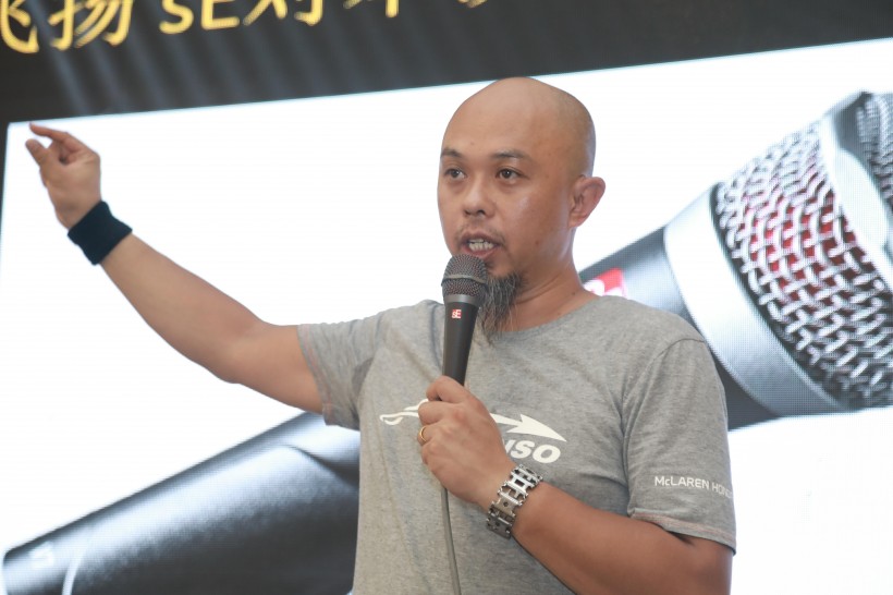 這次，sE V7 的巡演嘉賓不一般