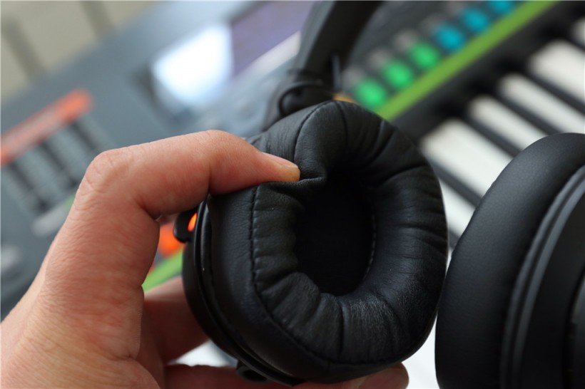 監(jiān)聽與欣賞的平衡——鐵三角 ATH-M60x 耳機(jī)聽感與簡評