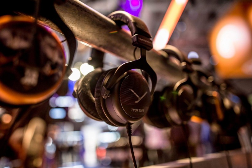 拜雅 TEAM TYGR 游戲耳機套裝閃耀歐洲 TwitchCon 大會