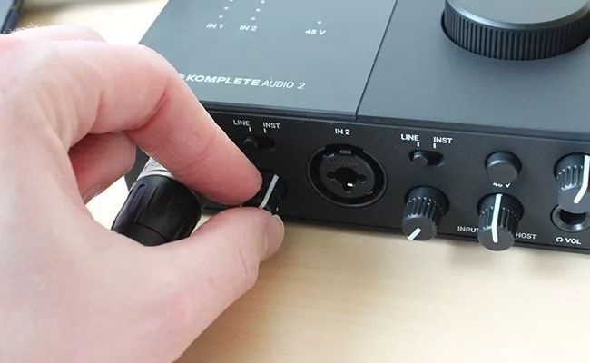 如何制作自己的播客？