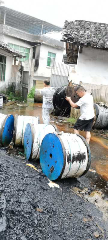 致敬！“乘風(fēng)破浪”的廣電人