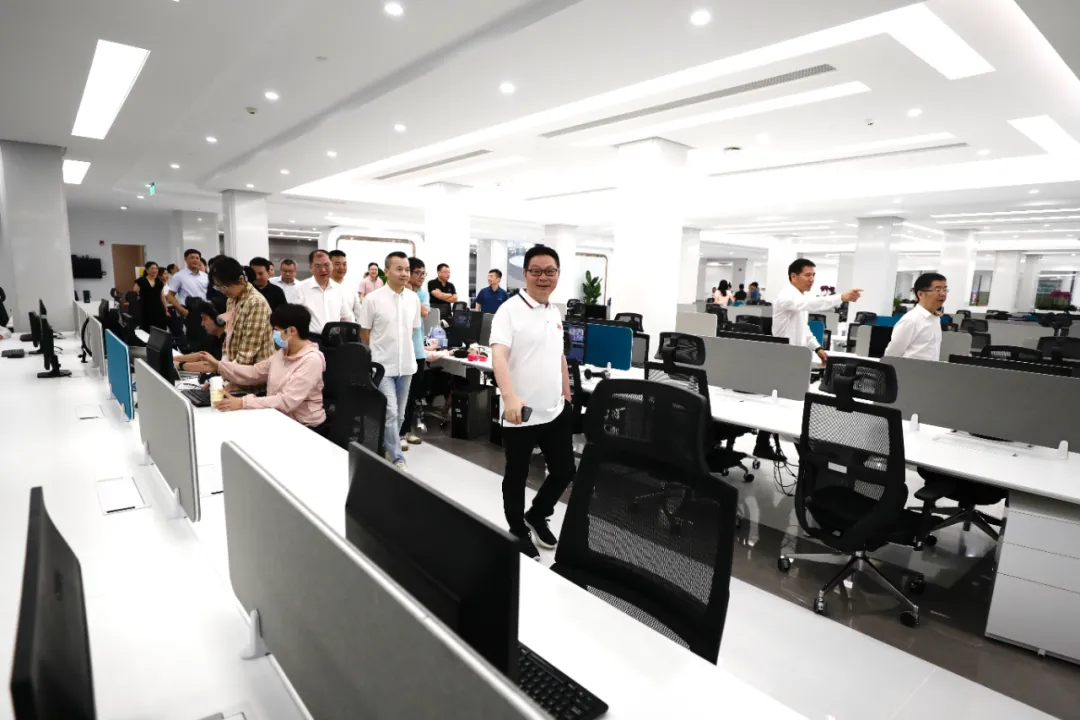 湖南廣播影視集團(tuán)公司（臺(tái)）新聞中心采編區(qū)全新啟航！